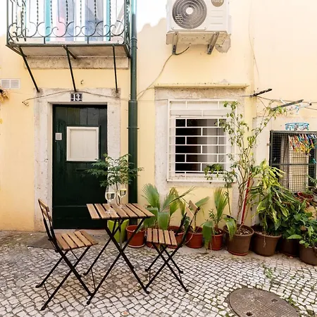 Alfama Nest Lisbona